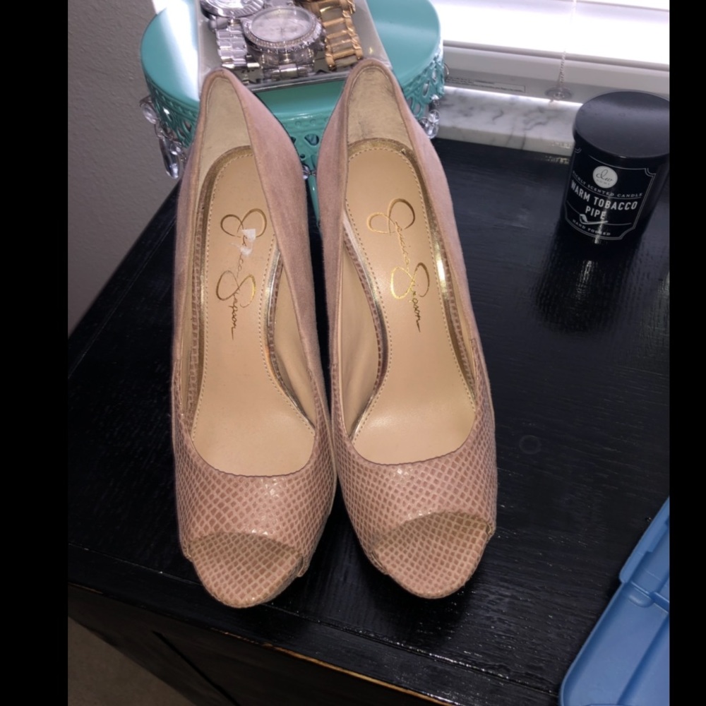 Jessica Simpson Peep toe heels
